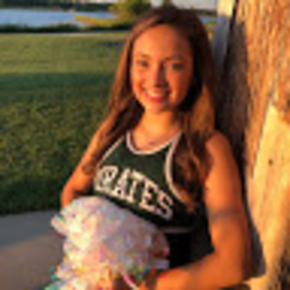 Meet your Posher, Isabelle - Picture 1 of 1